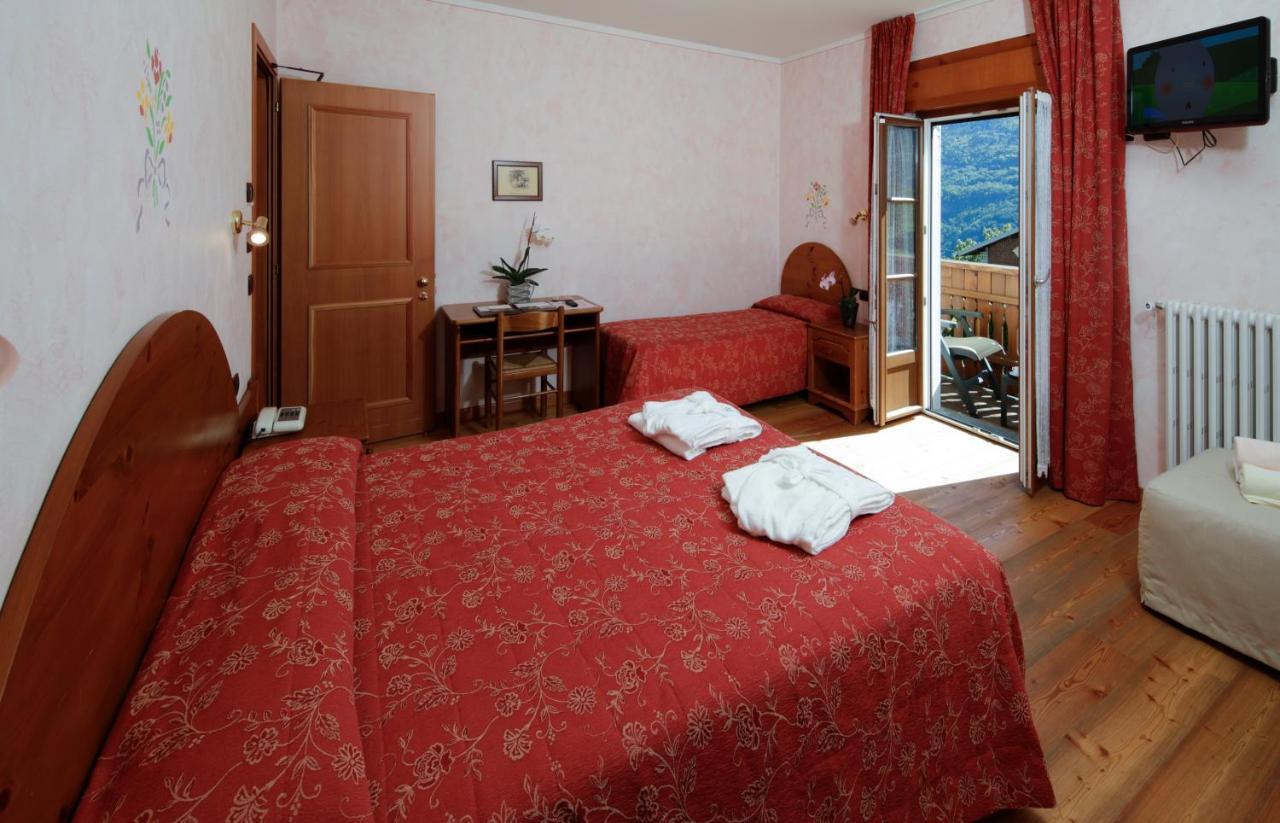 Albergo Edelweiss - Larespa Crodo Bagian luar foto