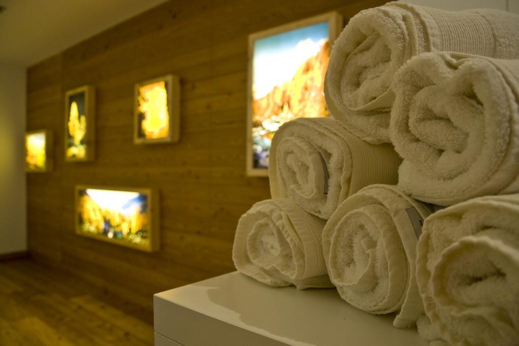 Albergo Edelweiss - Larespa Crodo Bagian luar foto