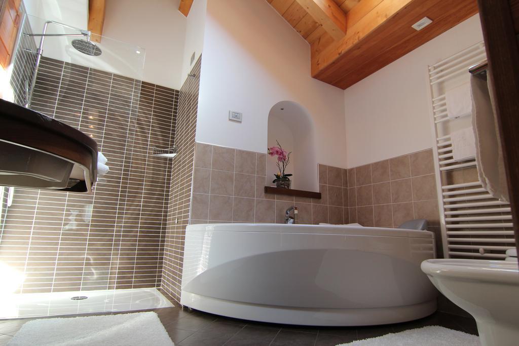 Albergo Edelweiss - Larespa Crodo Bagian luar foto