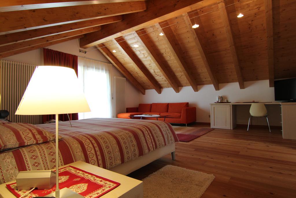 Albergo Edelweiss - Larespa Crodo Bagian luar foto