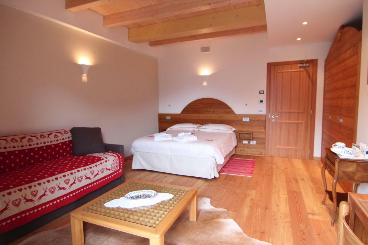 Albergo Edelweiss - Larespa Crodo Bagian luar foto